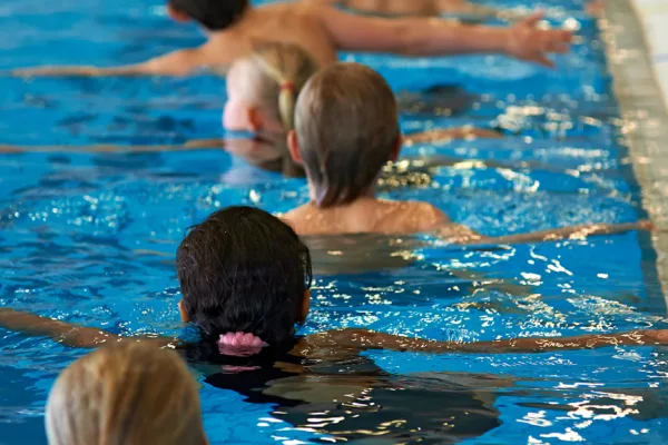 children swimming lessons 1